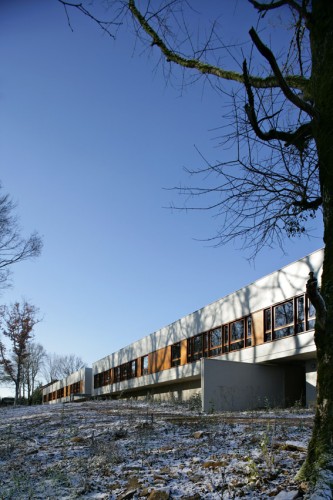 Educational Pole In Vellefaux / Michel Malcotti, Catherine Roussey