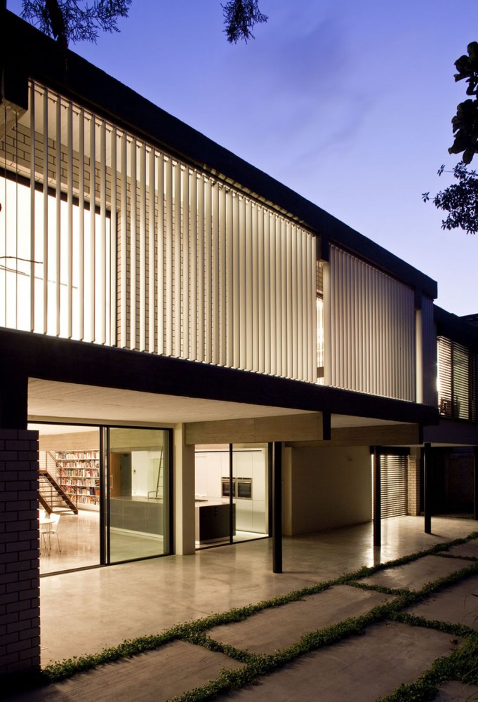 The Rechter House / Pitsou Kedem Architects