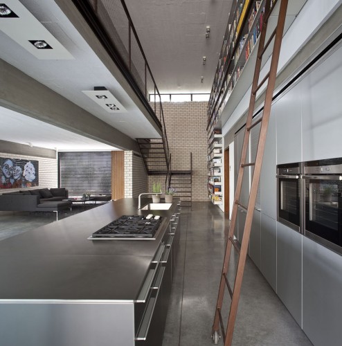 The "Rechter House" / Pitsou Kedem Architects