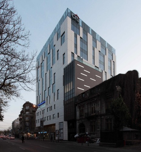 Victoria Center / PZP Arhitectura