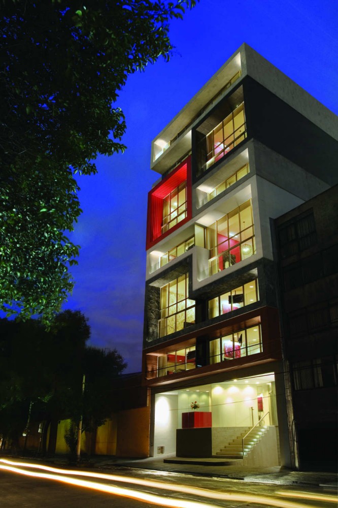 Filadelfia Corporate Suites / Bunker Arquitectura