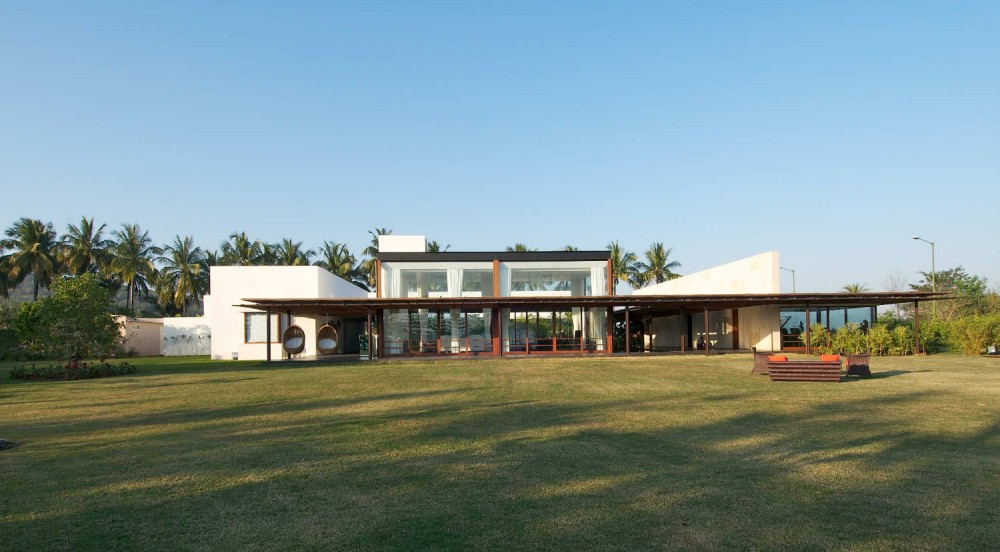 Khadakvasla House / SPASM Design Architects