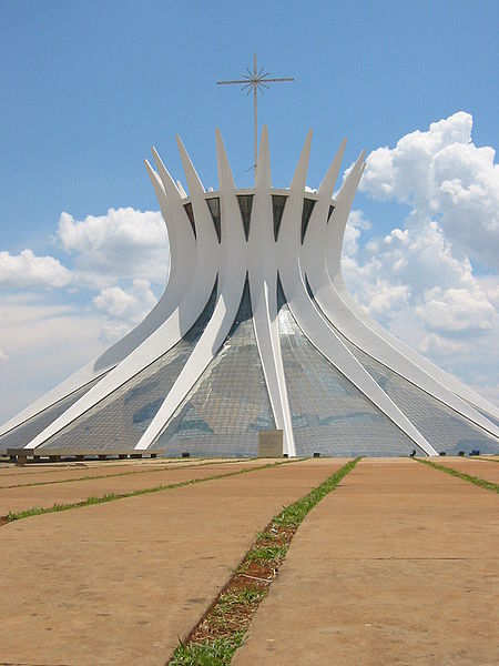 AD Classics: Cathedral of Brasilia / Oscar Niemeyer