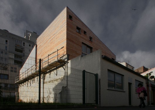 House On The Roof / FREAKS freearchitects