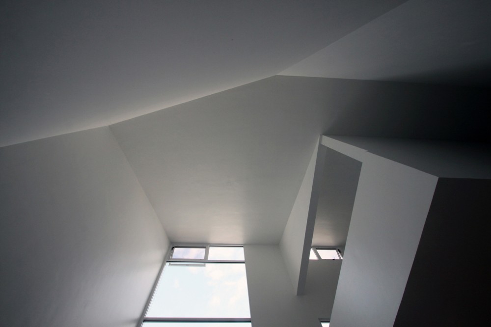 Casa De Uno / Dear Architects