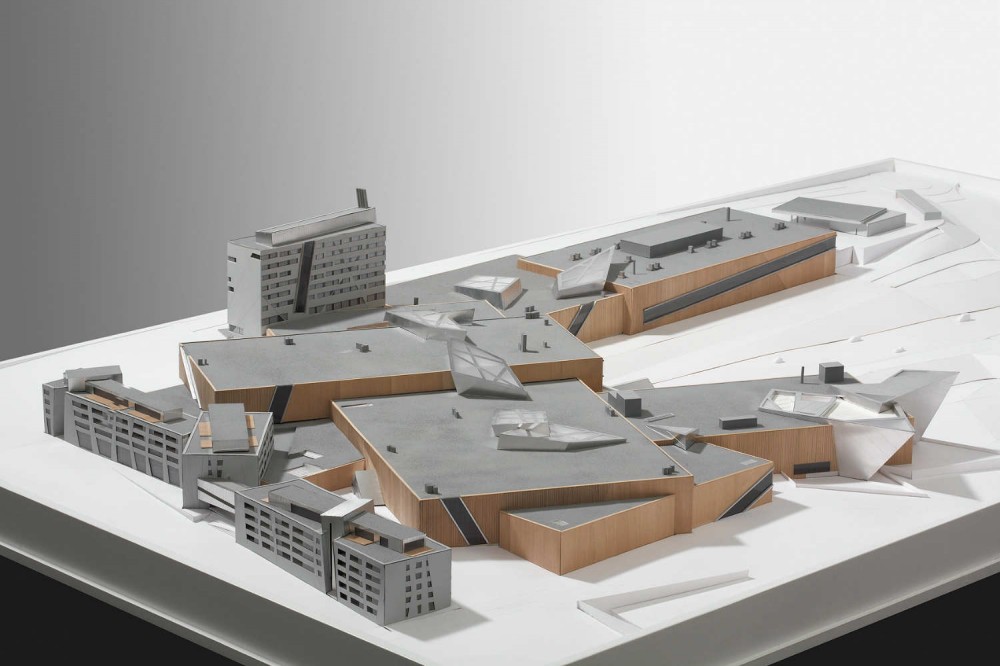 Westside Bruennen / Daniel Libeskind