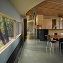 Suncrest Residence / Heliotrope Architects Suncrest Residence / Heliotrope Architects © Benjamin Benschnieder