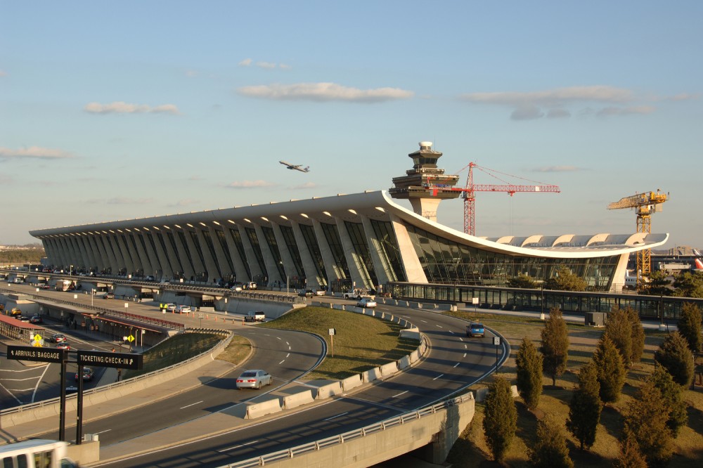 AD Classics: Dulles International Airport / Eero Saarinen