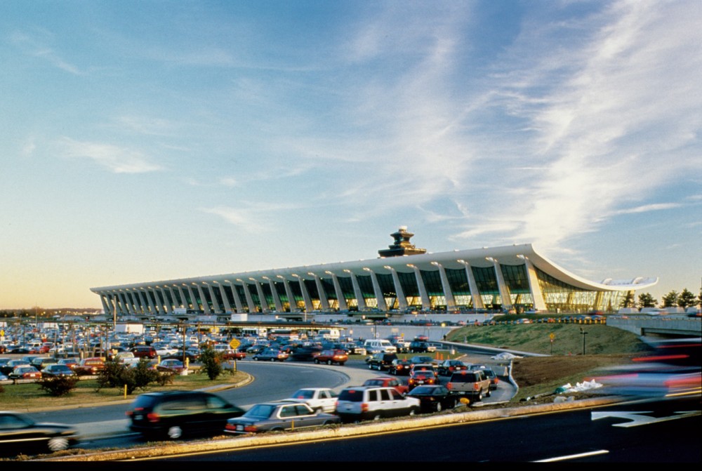AD Classics: Dulles International Airport / Eero Saarinen