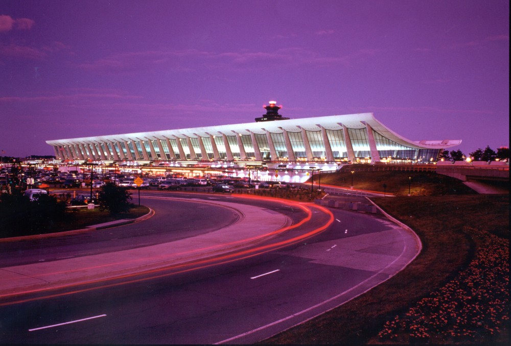 AD Classics: Dulles International Airport / Eero Saarinen