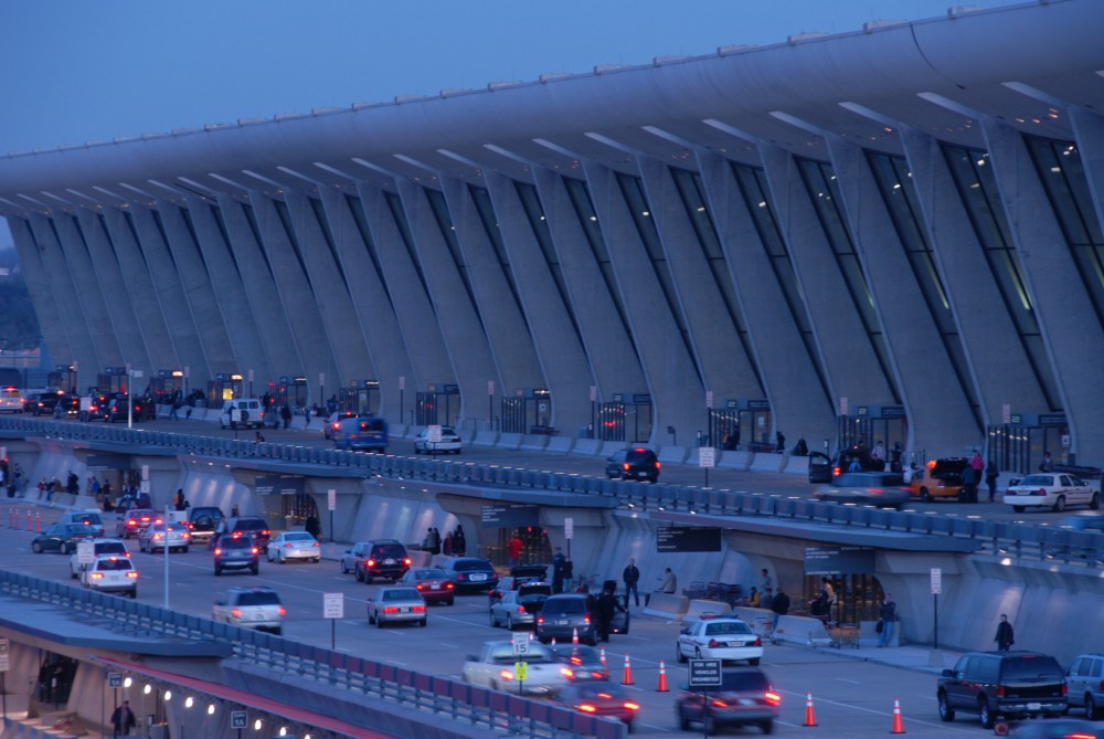 AD Classics: Dulles International Airport / Eero Saarinen