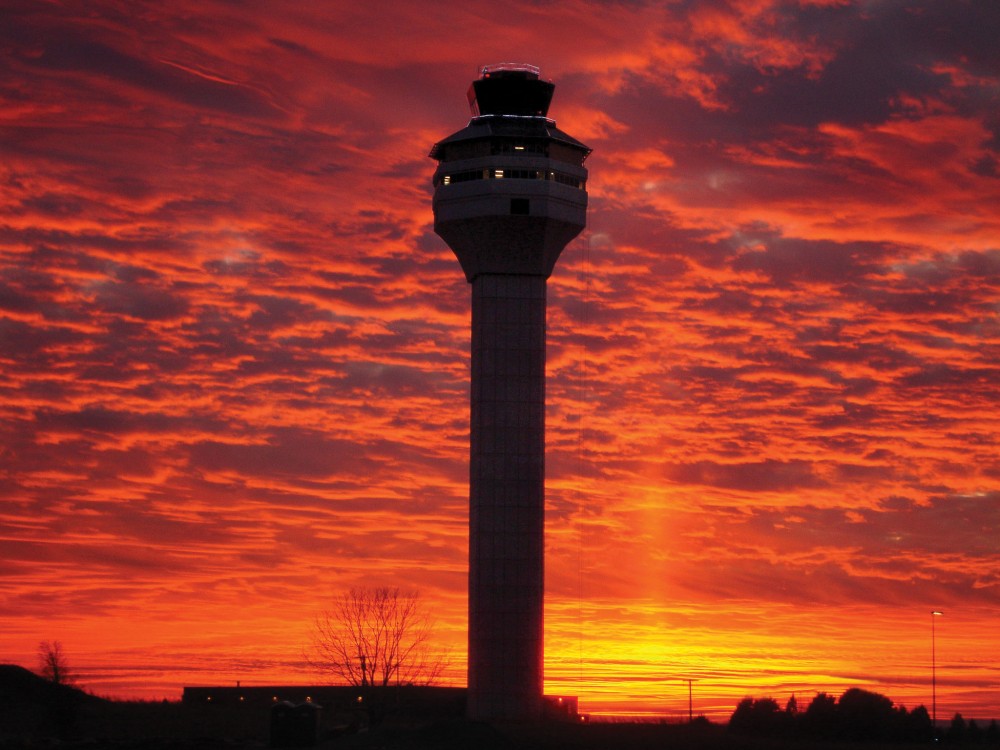 AD Classics: Dulles International Airport / Eero Saarinen