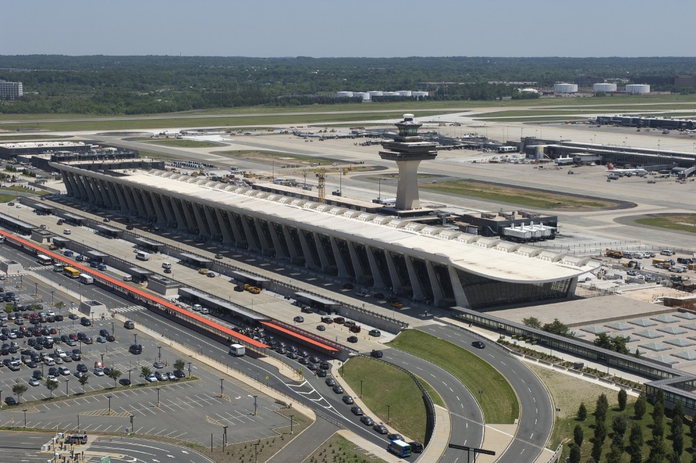 AD Classics: Dulles International Airport / Eero Saarinen