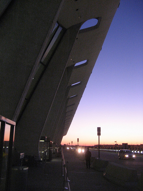 AD Classics: Dulles International Airport / Eero Saarinen
