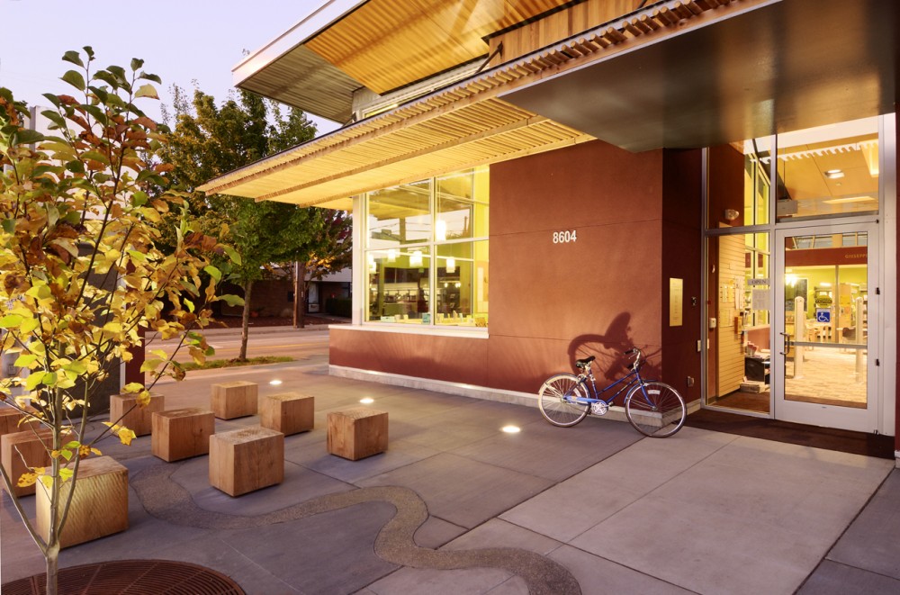 South Park Library /  Johnston Architects