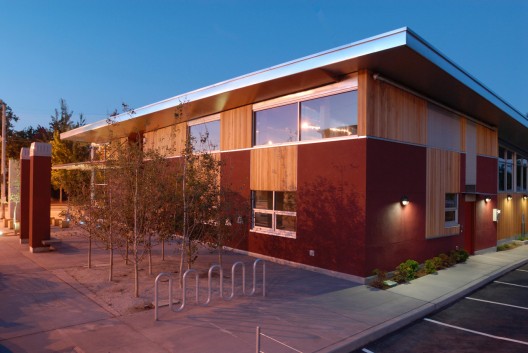 South Park Library / Johnston Architects