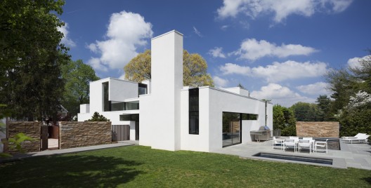 Jigsaw Residence / David Jameson Architect