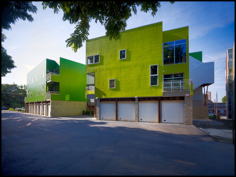 Glass Lofts / Front Studio Architects