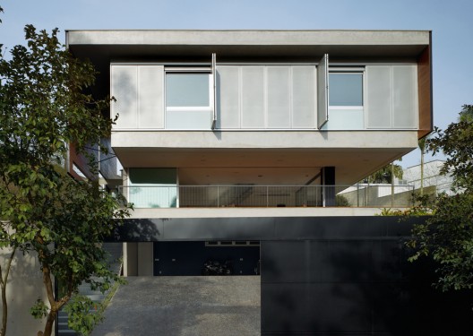 BV House / Biselli + Katchborian architects