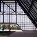 CEU Pimentas / Biselli + Katchborian architects