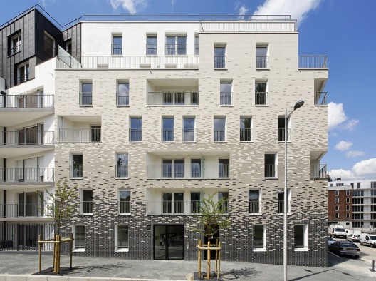 26 Apartments / Pierre Alain Trévelo & Antoine Viger-Kohler architectes