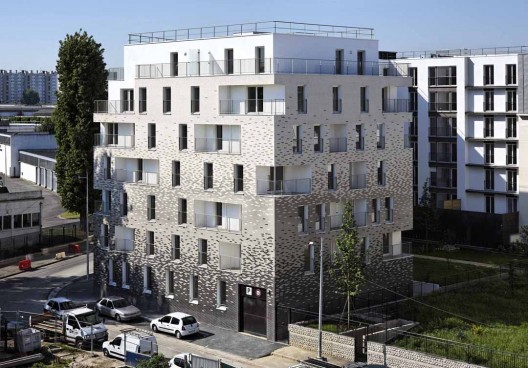 26 Apartments / Pierre Alain Trévelo & Antoine Viger-Kohler architectes