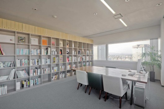 WOW Sendai / Upsetters Architects