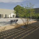 Desiderata Alternative High School / Jones Studio