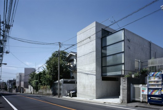 Knot House / Apollo Architects & Associates