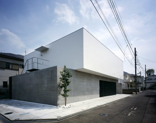 Shift House / Apollo Architects & Associates