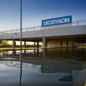 Decathlon Roeselare / Buro II & ARCHI+I Decathlon Roeselare / Buro II & ARCHI+I © Buro II & ARCHI+I