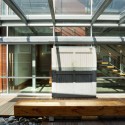 Wards Cove Marina Warehouse / atelierjones © Lara Swimmer Photography