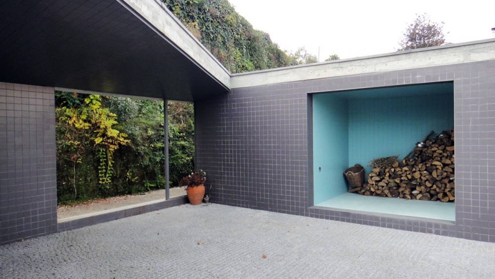 Garage & Garden Facilities / Nuno Castro