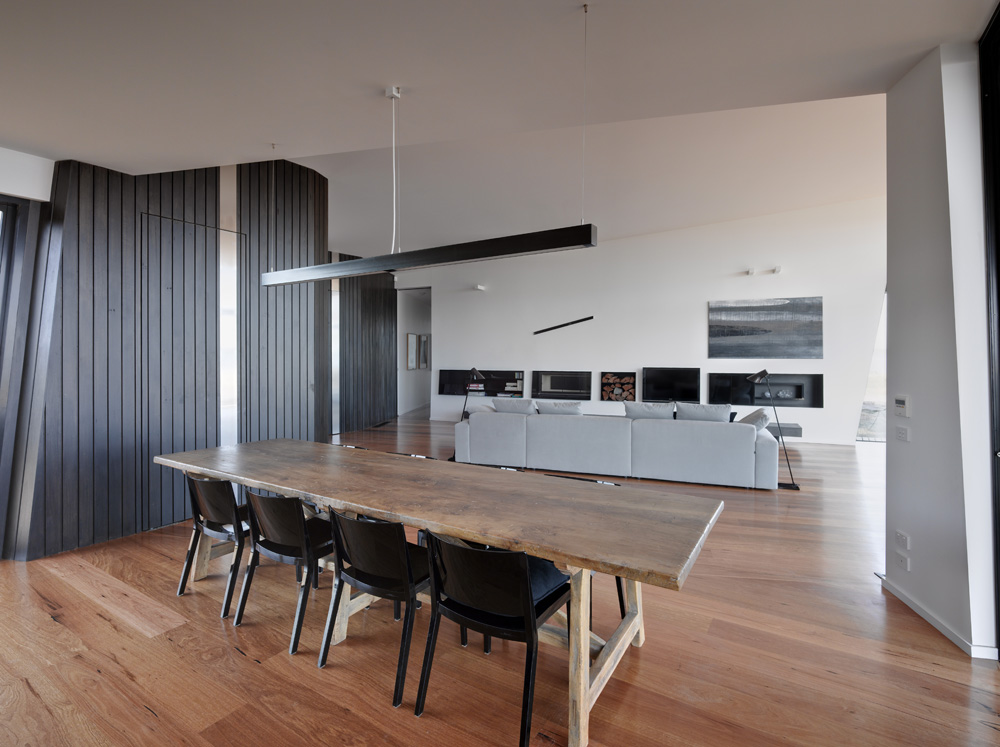 Beached House / BKK Architects