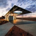 Calder Woodburn Rest Area / BKK Architects