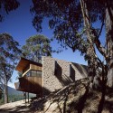 Great Wall of Warburton / BKK Architects Great Wall of Warburton / BKK Architects © Shannon McGrath