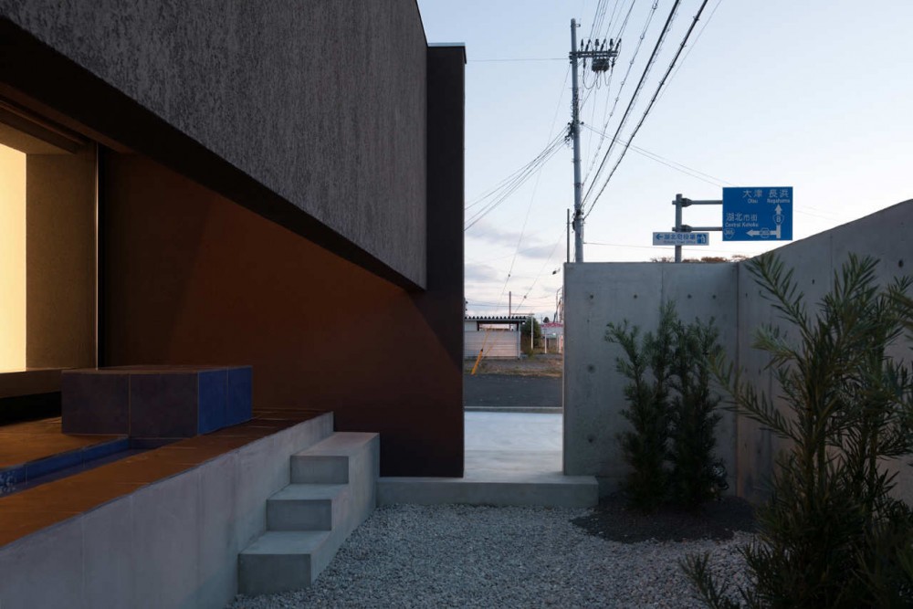 Gable House / FORM | Kouichi Kimura