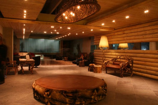 Goldenkey Ski Hotel / LEA Invent
