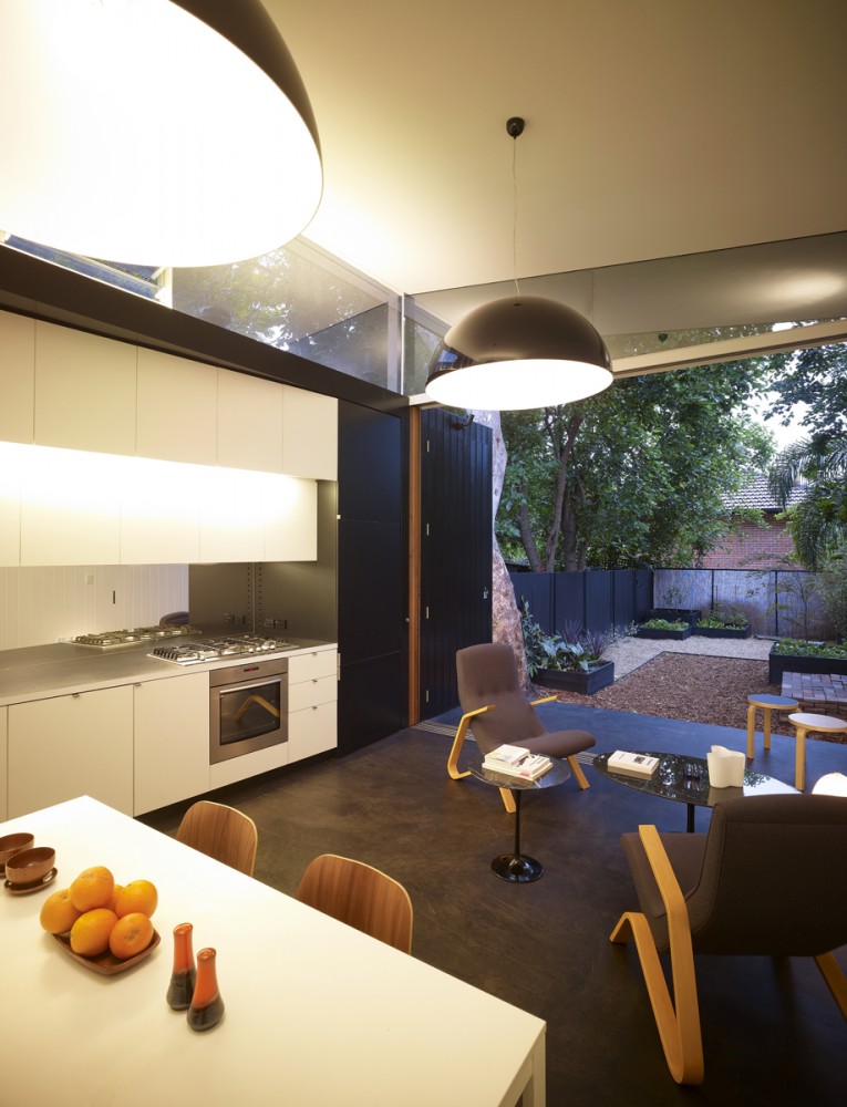 Haines House / Christopher Polly Architect