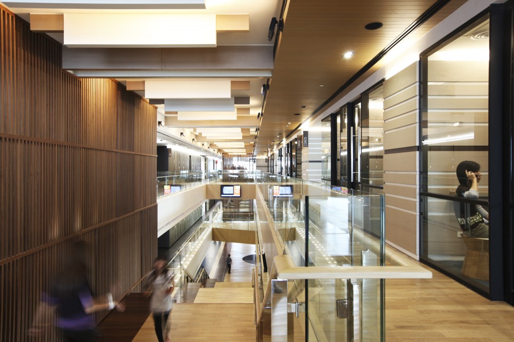dtac House / Hassell