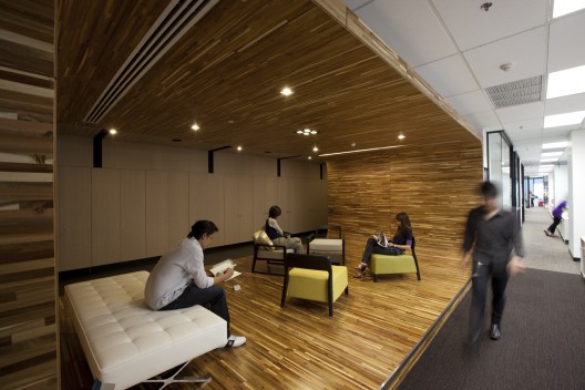 dtac House / Hassell