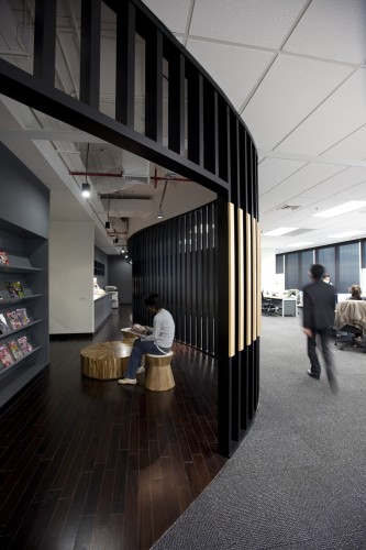 dtac House / Hassell