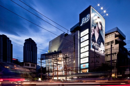 J&B Beauty World / Whitespace