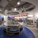 J&B Beauty World / Whitespace © Wilson Tungthunya