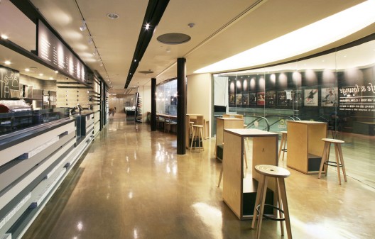 CGV Gold Class Lounge / URBANTAINER