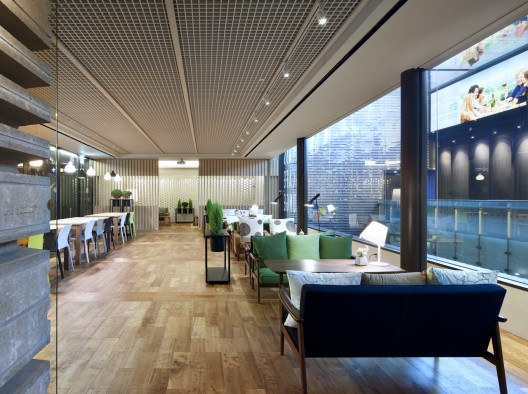 CGV Gold Class Lounge / URBANTAINER