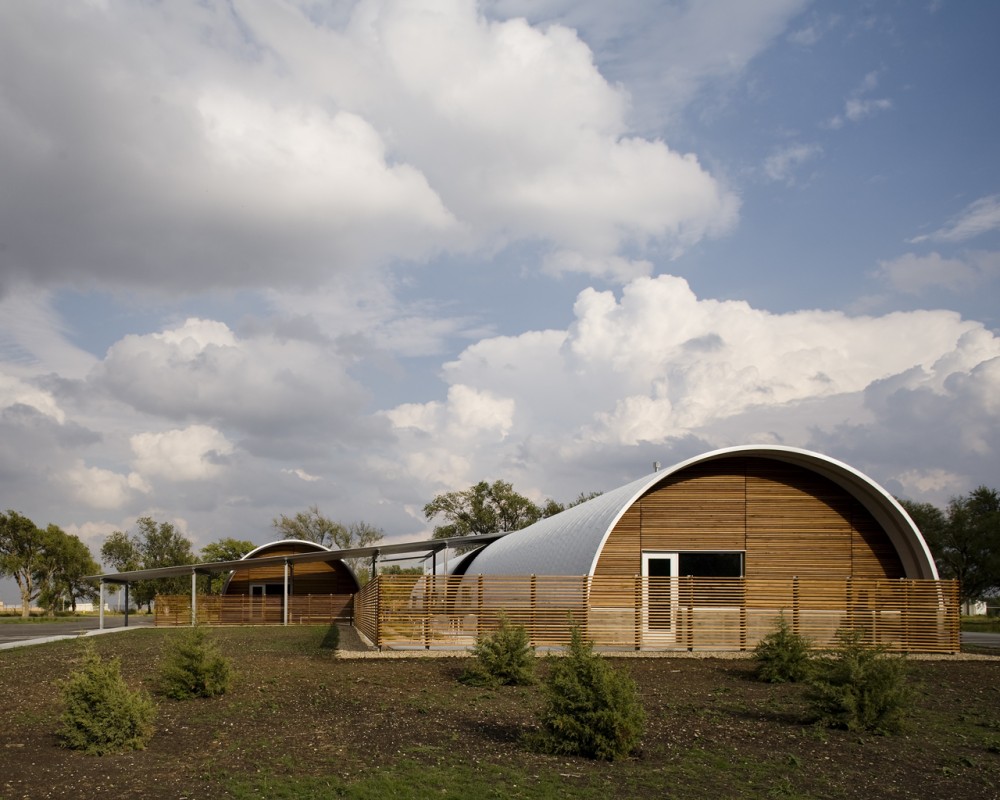 An Office for Hodgdon Powder Company / el dorado