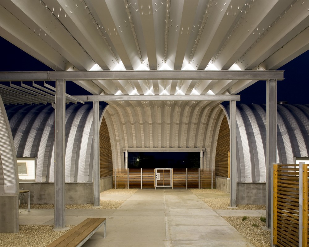 An Office for Hodgdon Powder Company / el dorado