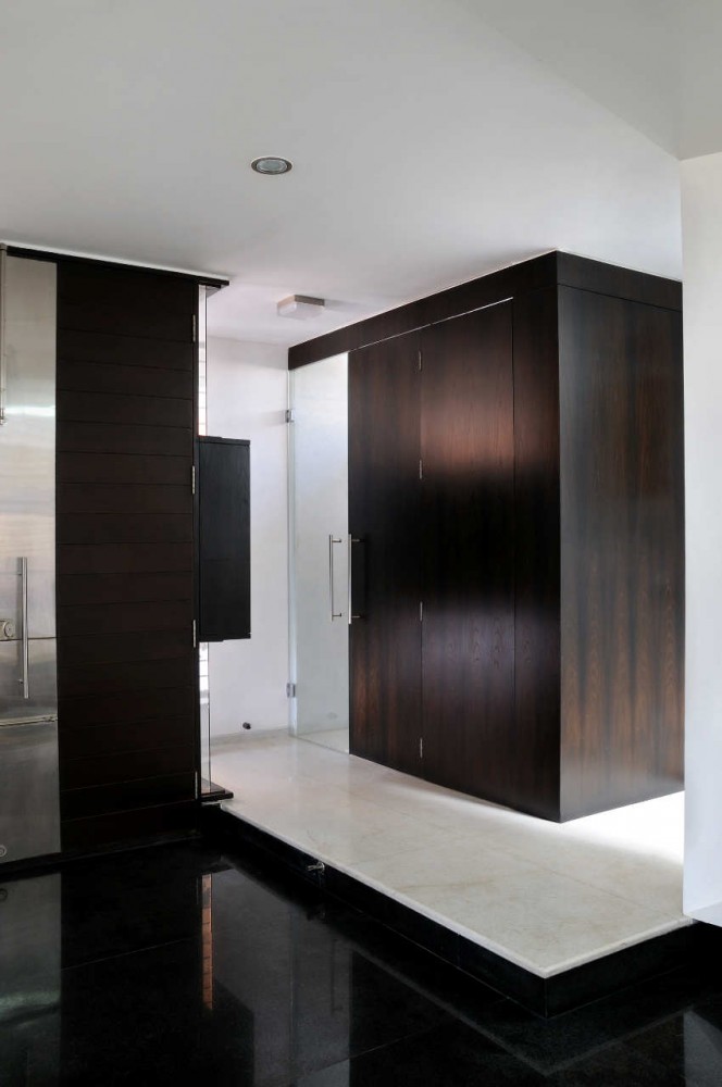 B House / Cadence