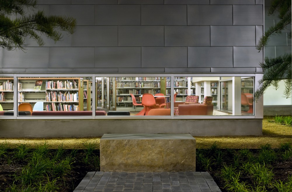 Dallas Public Library Lochwood Branch / Meyer Scherer & Rockcastle